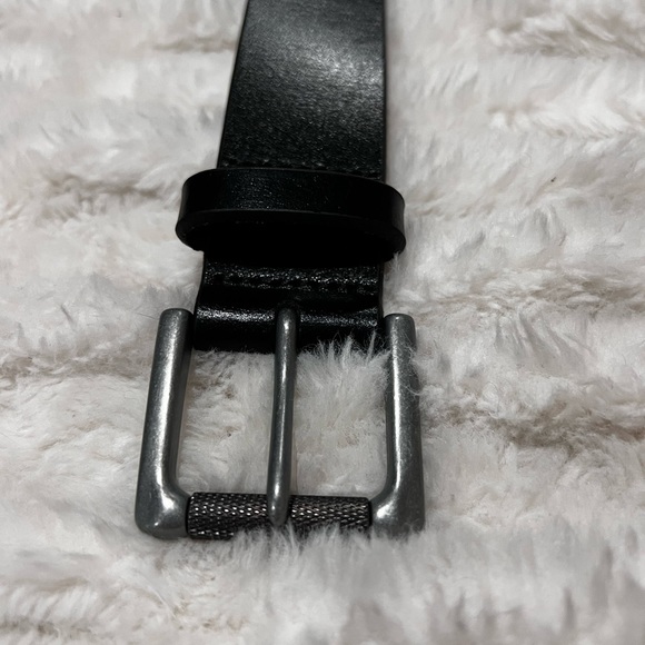 ****SOLD****Banana Republic NWOT genuine leather belt. ***Never worn - Picture 2 of 3